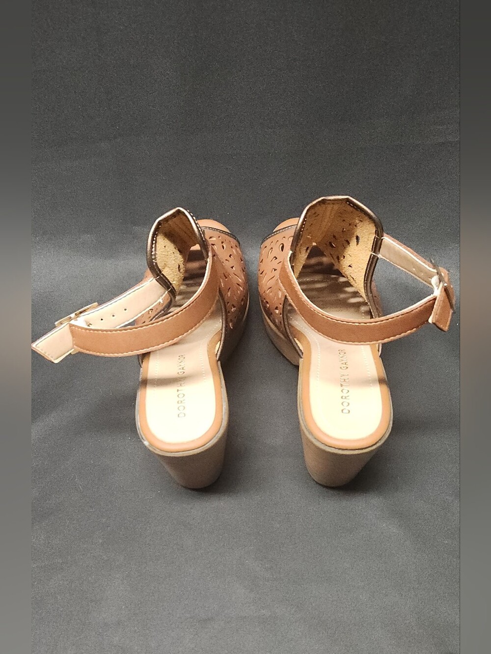 Dorothy Gaynor Lady Leather Platform Block Heel Sandals in Coffee Size 6.5/7 - Picture 13 of 15